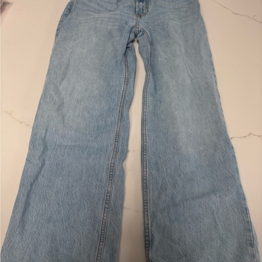 Light Blue Denim Jeans the loose 26 s